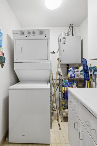 680 N Lake Shore Drive 1024, Chicago, IL 60611