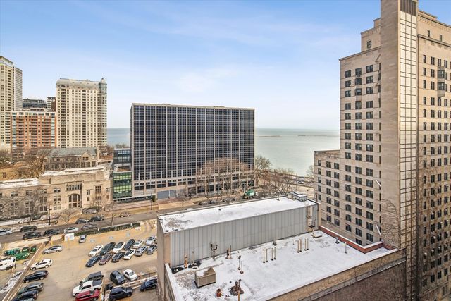 680 N Lake Shore Drive 1024, Chicago, IL 60611