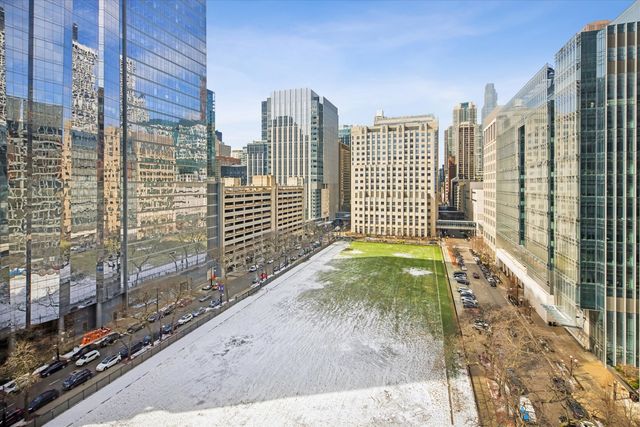 680 N Lake Shore Drive 1024, Chicago, IL 60611