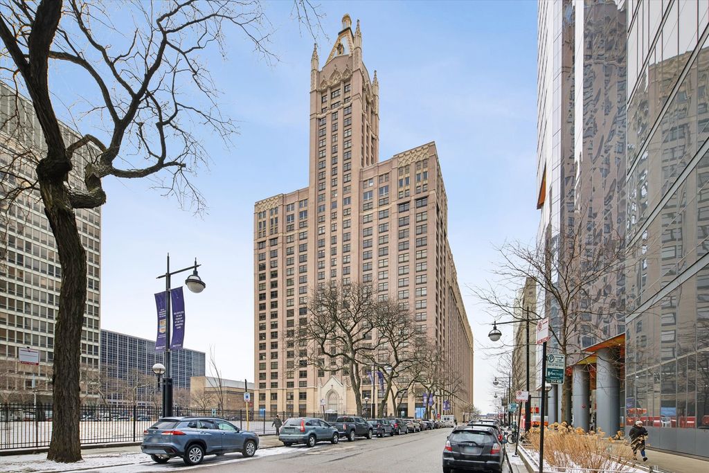 680 N Lake Shore Drive 1024, Chicago, IL 60611