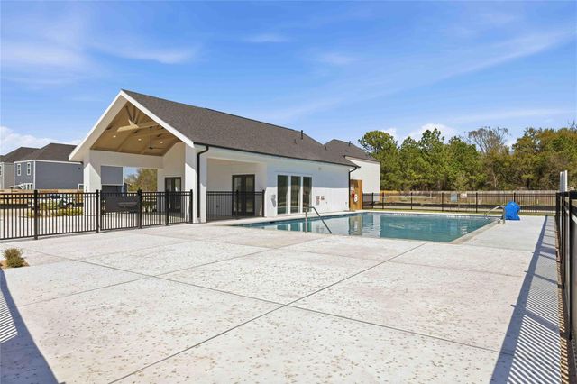 7617 Inwood Hills Lane, Houston, TX 77088