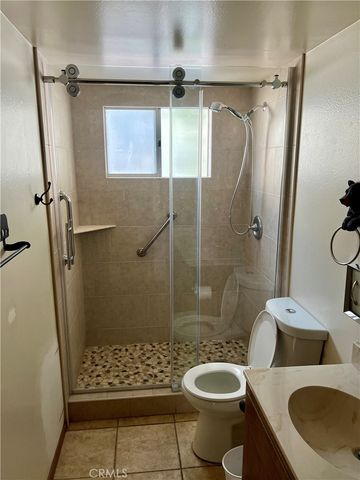 855 Bergschrund Drive, Crestline, CA 92325