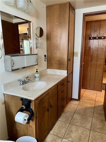 855 Bergschrund Drive, Crestline, CA 92325