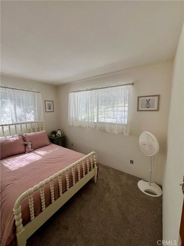 855 Bergschrund Drive, Crestline, CA 92325