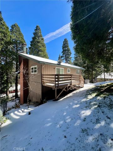 855 Bergschrund Drive, Crestline, CA 92325