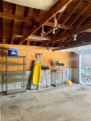 855 Bergschrund Drive, Crestline, CA 92325
