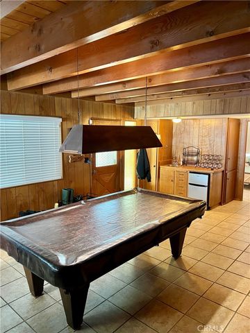 855 Bergschrund Drive, Crestline, CA 92325