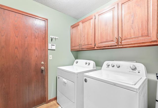 12008 W Briarwood Cir, Wichita, KS 67235