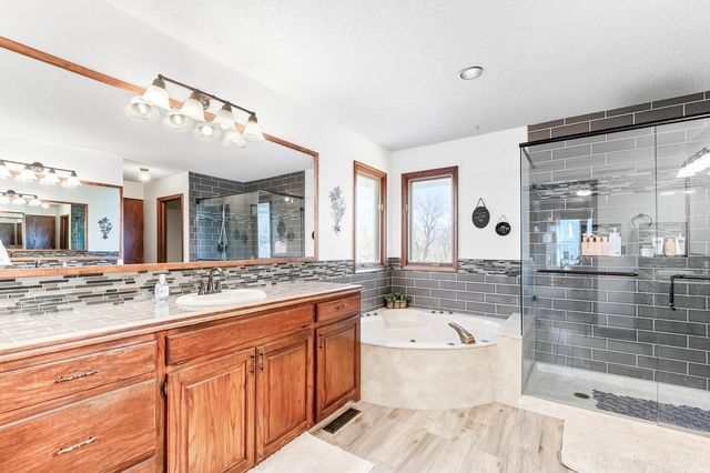 12008 W Briarwood Cir, Wichita, KS 67235