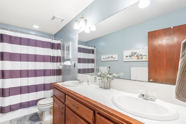 12008 W Briarwood Cir, Wichita, KS 67235