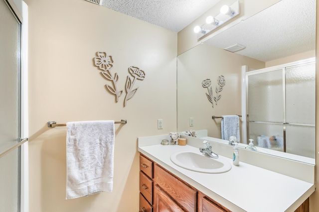 12008 W Briarwood Cir, Wichita, KS 67235