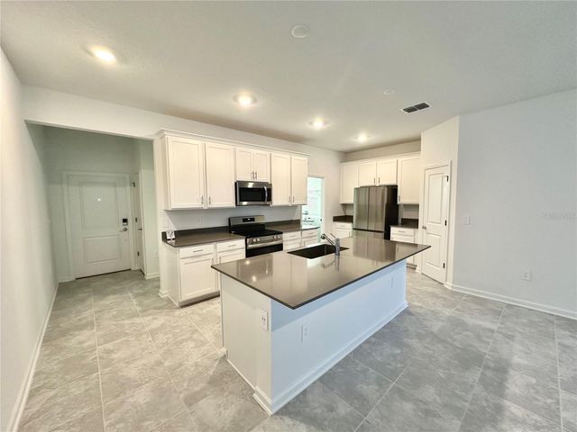 6457 BLISFULL STREET STREET, Clermont, FL 34714