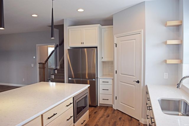 3634 Greeley Drive, Evansville, IN 47715