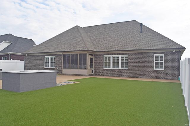3634 Greeley Drive, Evansville, IN 47715