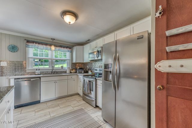344 Crossway Road, Bristol, VA 24201