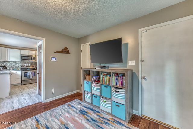 344 Crossway Road, Bristol, VA 24201