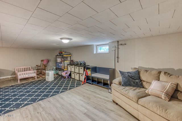 344 Crossway Road, Bristol, VA 24201