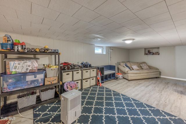 344 Crossway Road, Bristol, VA 24201
