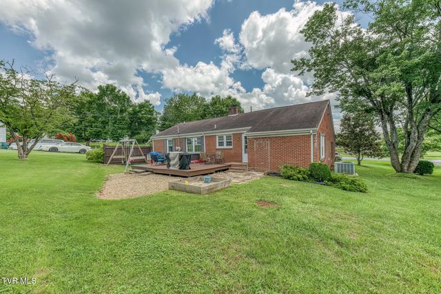 344 Crossway Road, Bristol, VA 24201