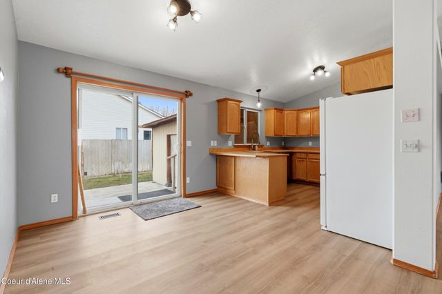 1255 E Stetson Ave, Post Falls, ID 83854