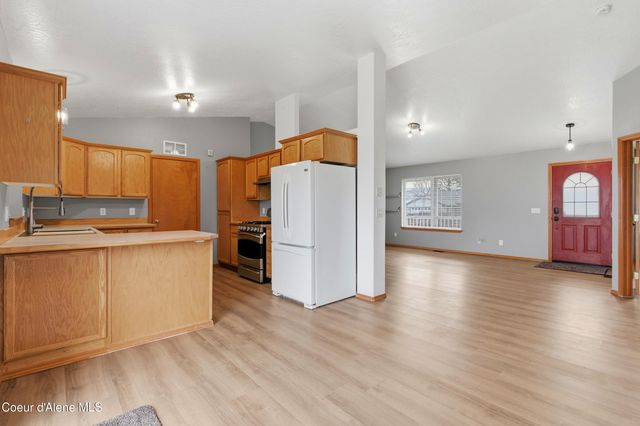 1255 E Stetson Ave, Post Falls, ID 83854