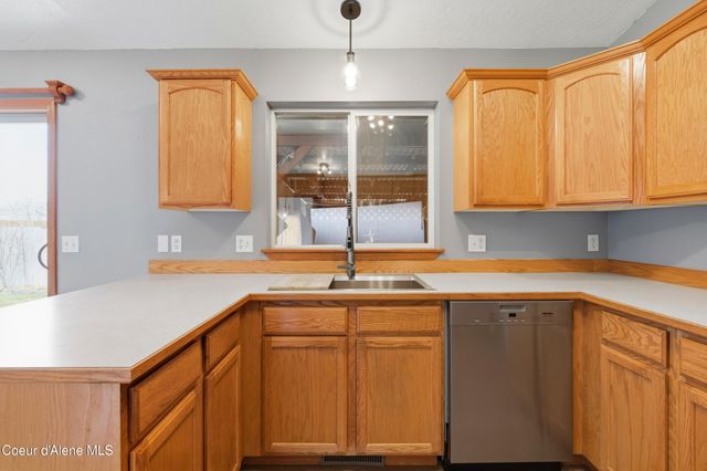 1255 E Stetson Ave, Post Falls, ID 83854