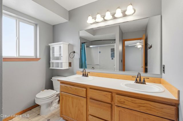 1255 E Stetson Ave, Post Falls, ID 83854