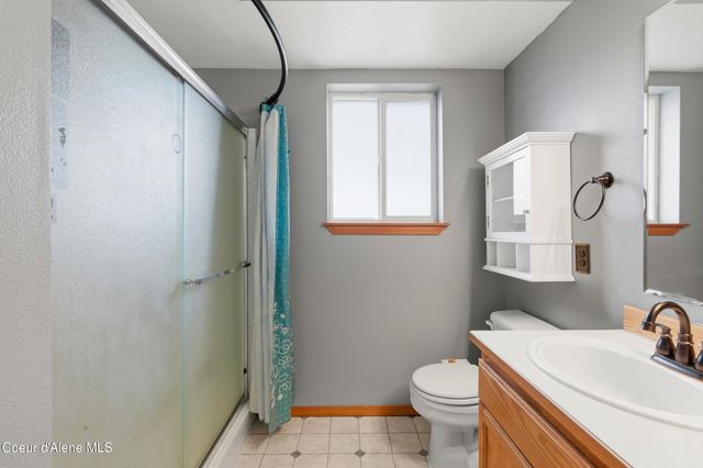 1255 E Stetson Ave, Post Falls, ID 83854