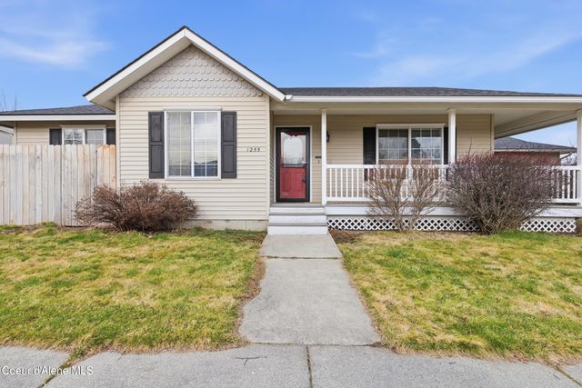 1255 E Stetson Ave, Post Falls, ID 83854