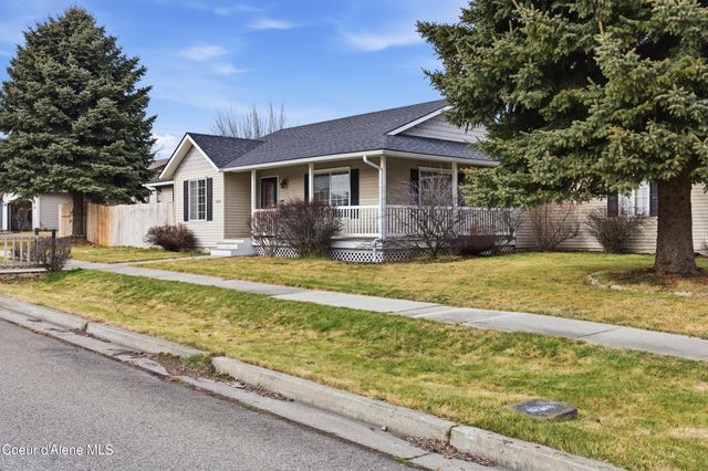 1255 E Stetson Ave, Post Falls, ID 83854