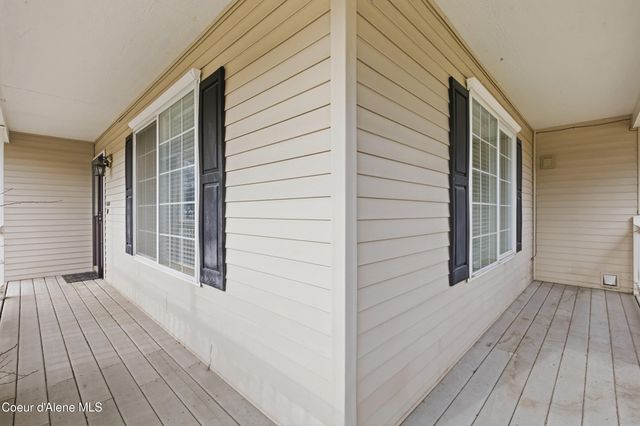 1255 E Stetson Ave, Post Falls, ID 83854