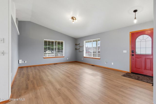 1255 E Stetson Ave, Post Falls, ID 83854