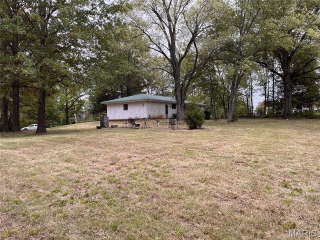 6533 Heintz Road, Oakville, MO 63129