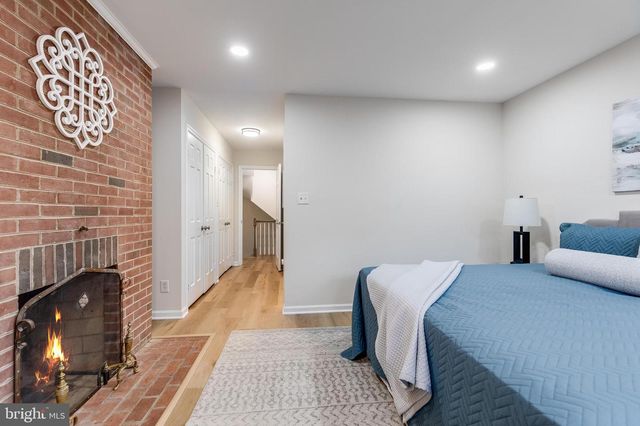 428 S FAIRFAX ST, Alexandria, VA 22314