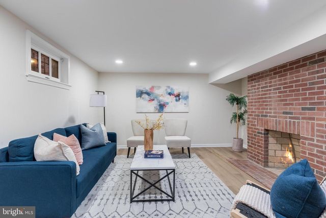 428 S FAIRFAX ST, Alexandria, VA 22314