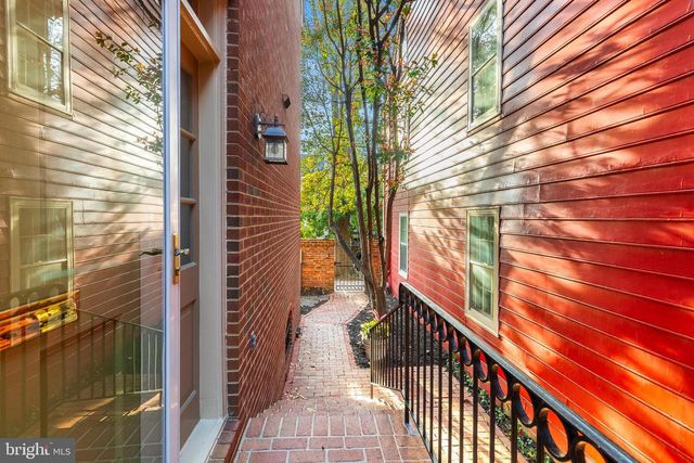 428 S FAIRFAX ST, Alexandria, VA 22314