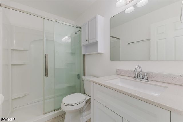 16595 Davis RD, Fort Myers, FL 33908