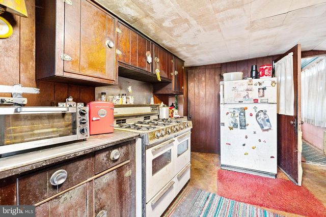 64 WALNUT ST, Bridgeton, NJ 08302