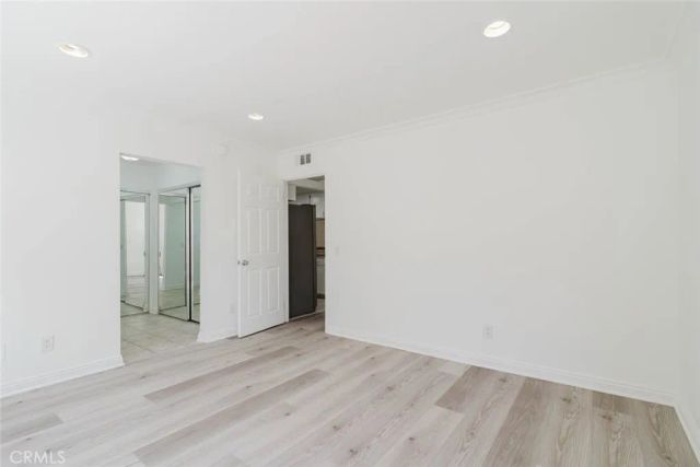 333 Burchett Street 111, Glendale, CA 91203