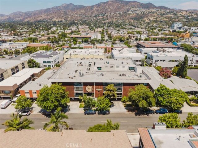 333 Burchett Street 111, Glendale, CA 91203