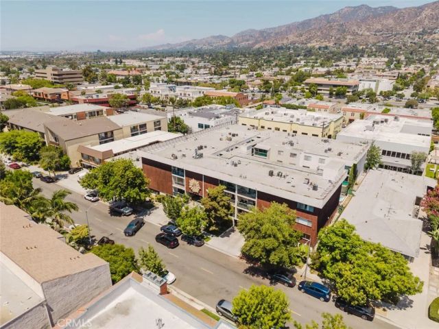 333 Burchett Street 111, Glendale, CA 91203