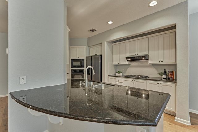 78 Douvaine Court, The Woodlands, TX 77382