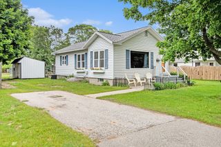 919 Lawndale Street, Ludington, MI 49431