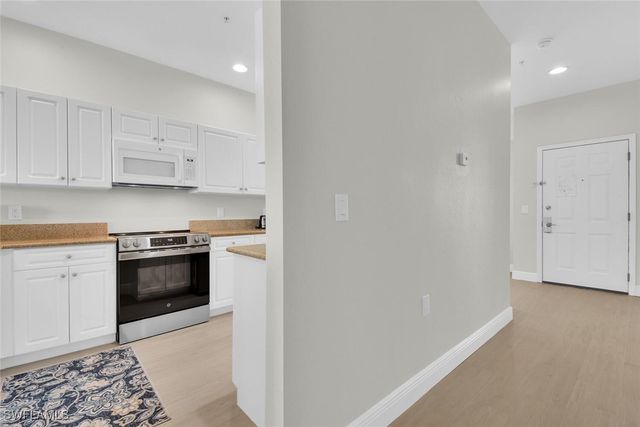 7925 Mahogany Run LN 924, Naples, FL 34113