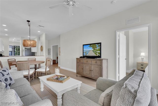 7925 Mahogany Run LN 924, Naples, FL 34113