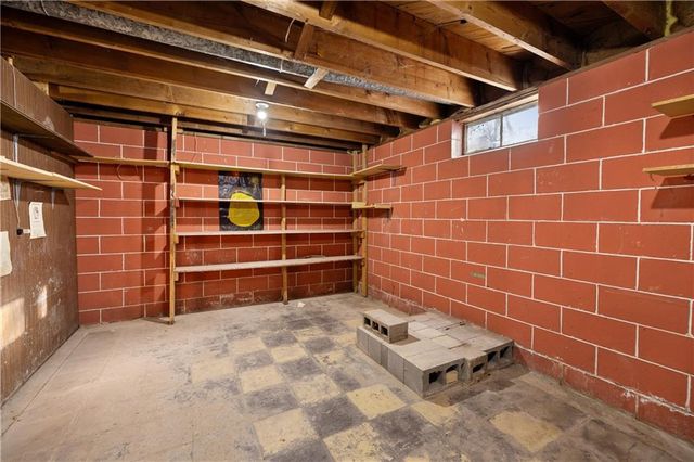 2312 Hillside Road, Altoona, WI 54720