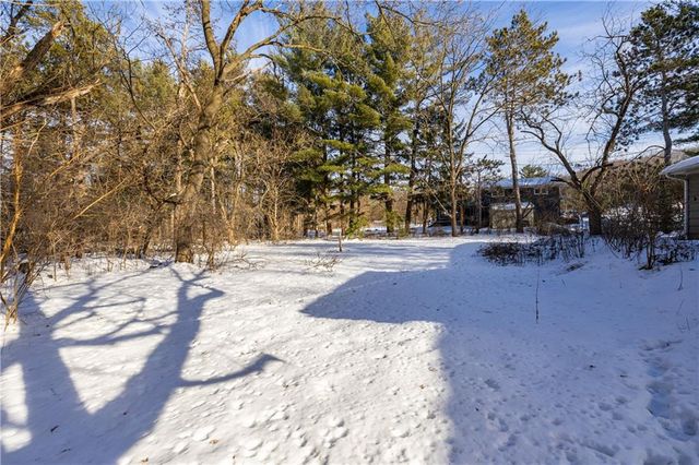 2312 Hillside Road, Altoona, WI 54720