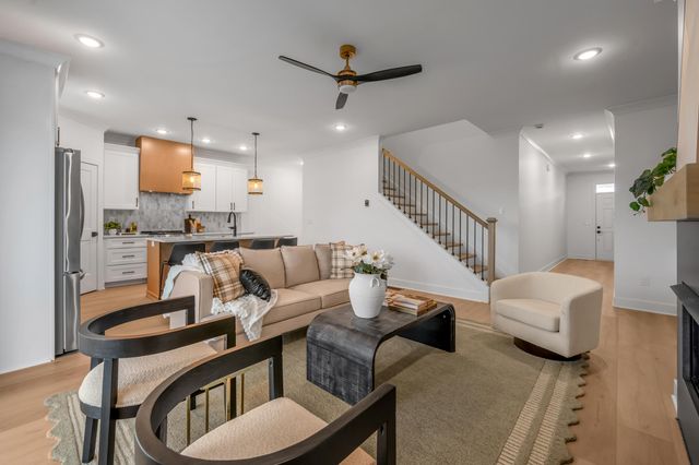 1001 Lauderdale Drive, Nicholasville, KY 40356