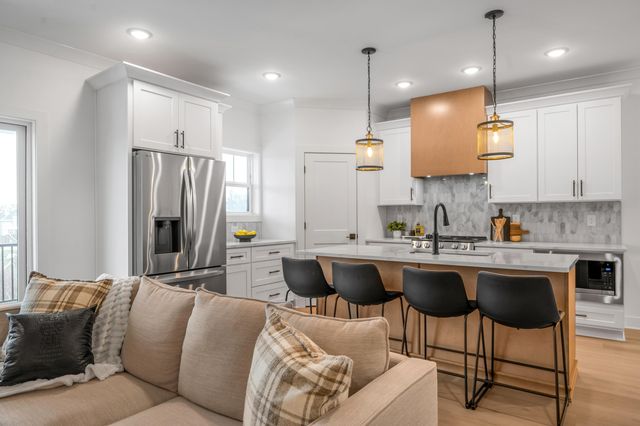 1001 Lauderdale Drive, Nicholasville, KY 40356