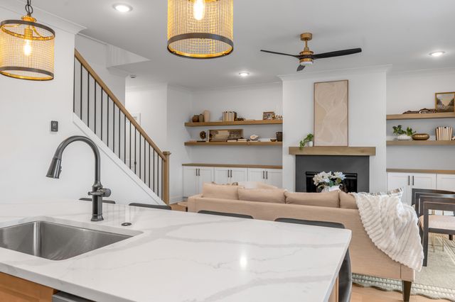 1001 Lauderdale Drive, Nicholasville, KY 40356